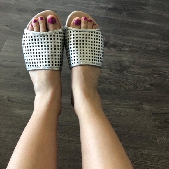 Lintervalle.  Leather metallic loafers - Picture 11 of 11